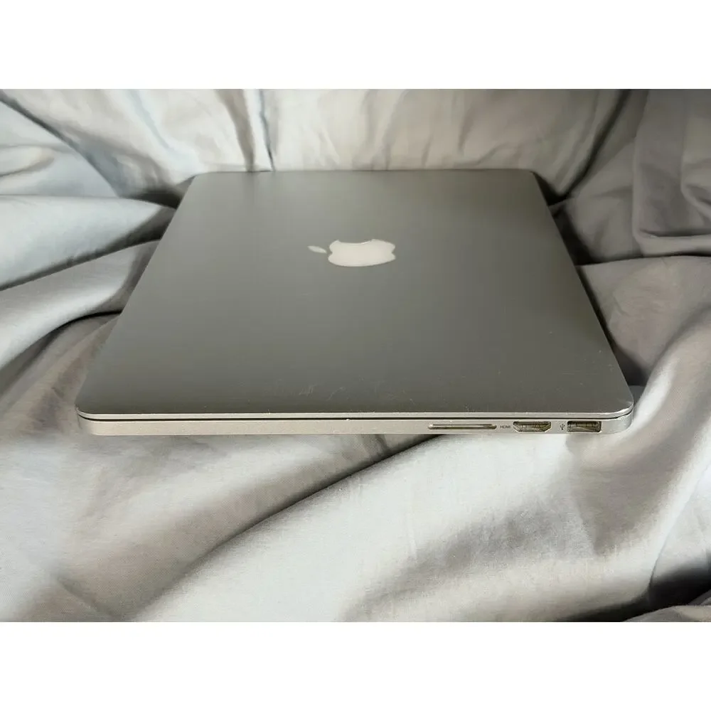 Apple macbook pro